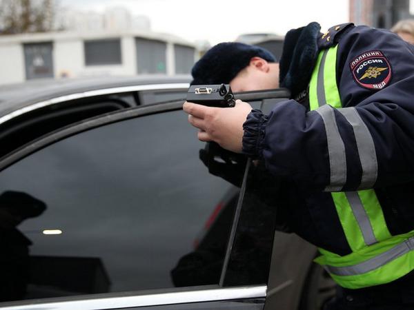 18 автомобилей растонировали инспекторы ГИБДД в Пятигорске